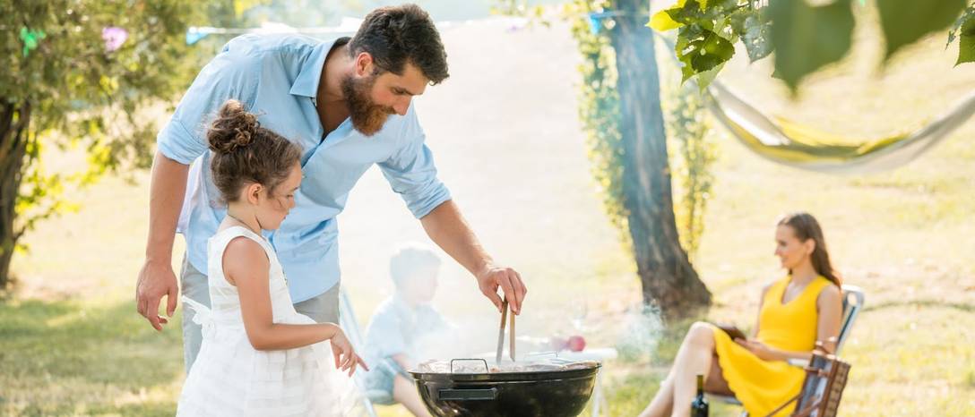 rodinná grilovačka v prírode