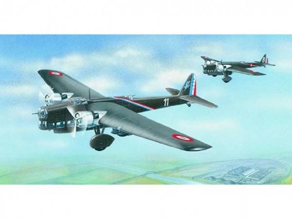 Směr Model letadlo Amiot 143 stavebnice letadla 1:72