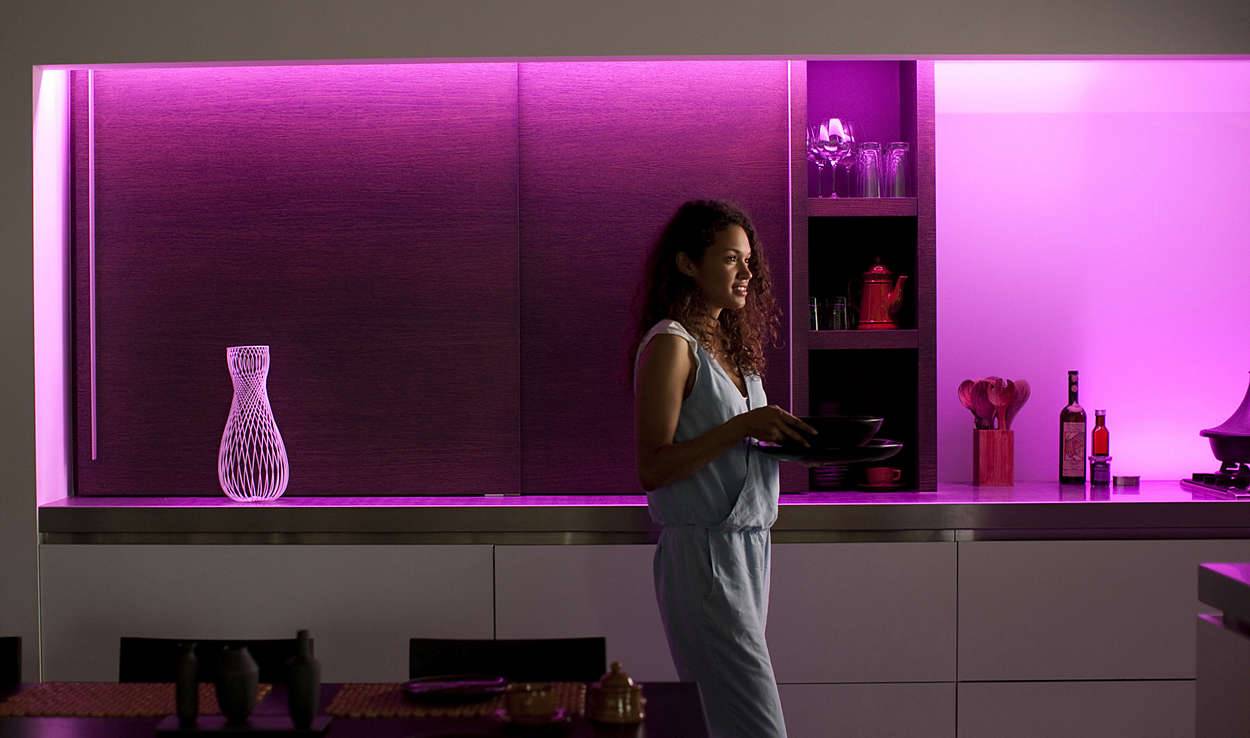 Philips Hue Bluetooth Lightstrips plus LED RGB PÁSIK